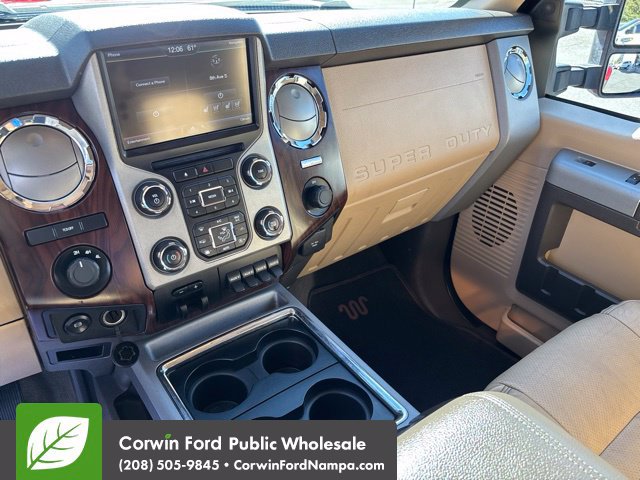 Used 2015 Ford F350 Lariat w/ Lariat Ultimate Package AWD/4WD image 22