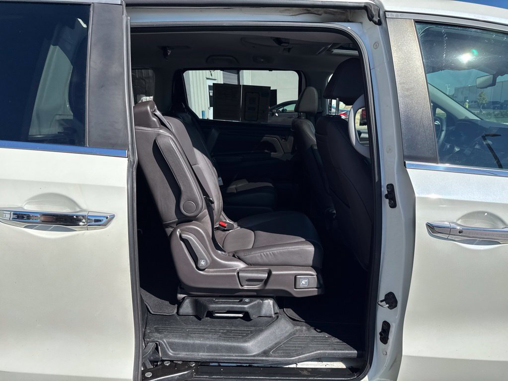 Used 2018 Honda Odyssey Touring image 38