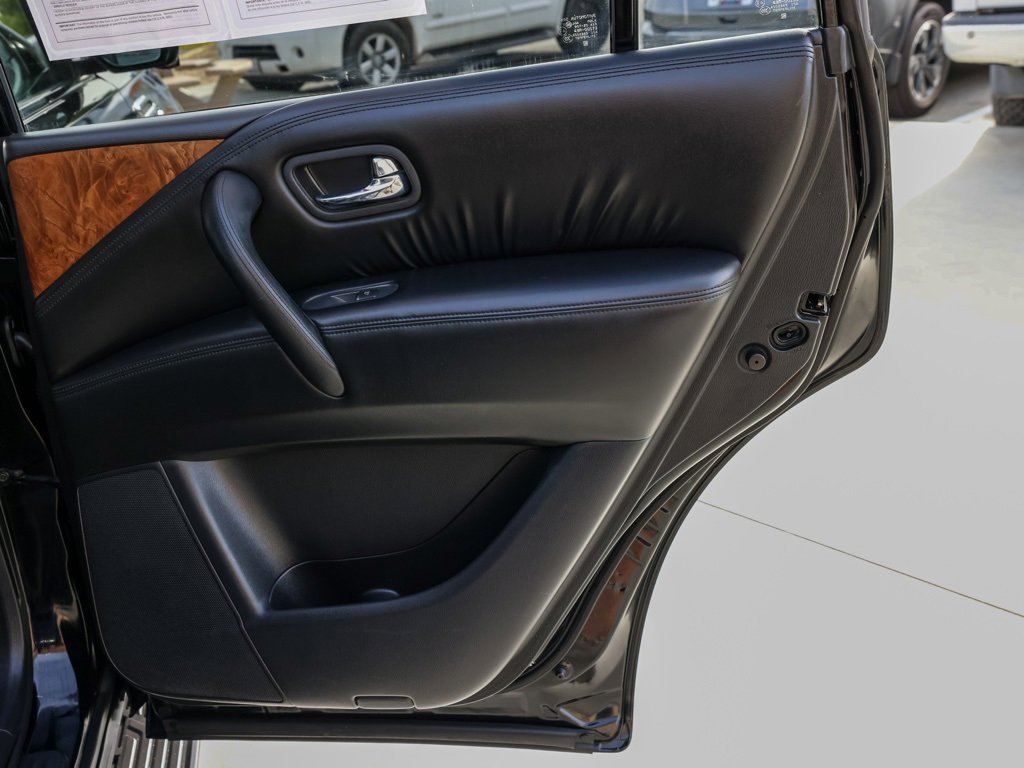 Used 2023 Nissan Armada SL w/ Captain's Chairs Package image 24