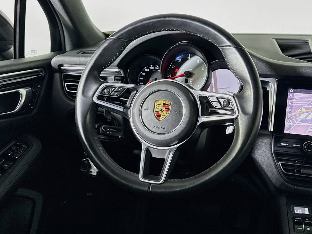 Certified 2021 Porsche Macan S AWD/4WD image 12