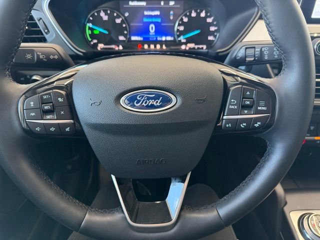 Used 2022 Ford Escape SE w/ Convenience Package image 30
