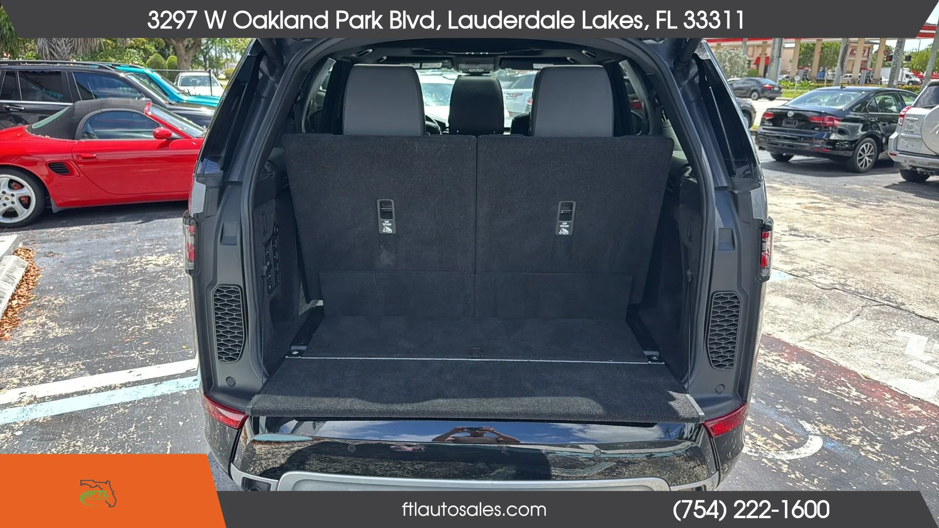 Used 2020 Land Rover Discovery HSE image 64