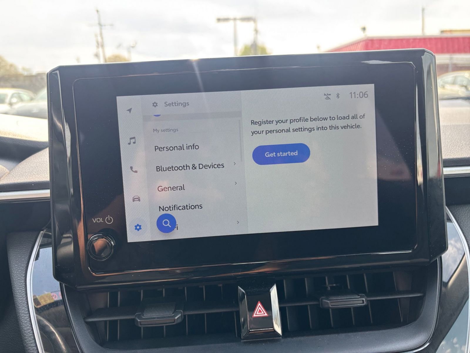 Used 2025 Toyota Corolla LE image 20