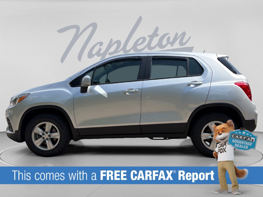 Used 2018 Chevrolet Trax LS AWD/4WD image 2