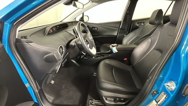 Used 2019 Toyota Prius Prime Premium FWD image 11