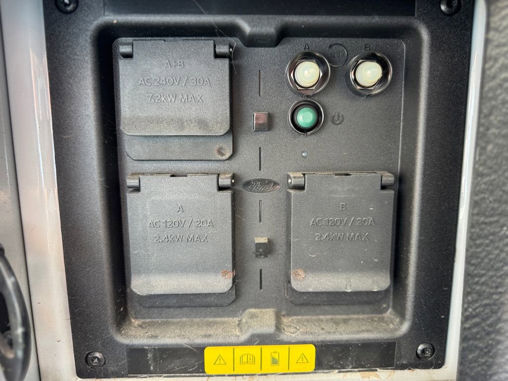Used 2024 Ford F150 Lightning Flash AWD/4WD image 39