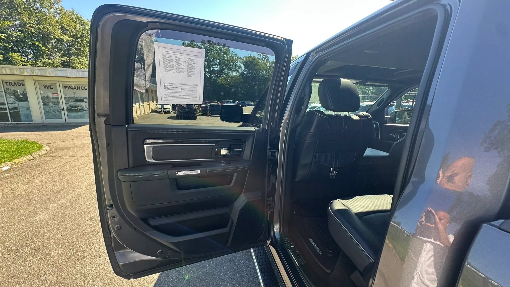 Used 2017 RAM 1500 Limited AWD/4WD image 30