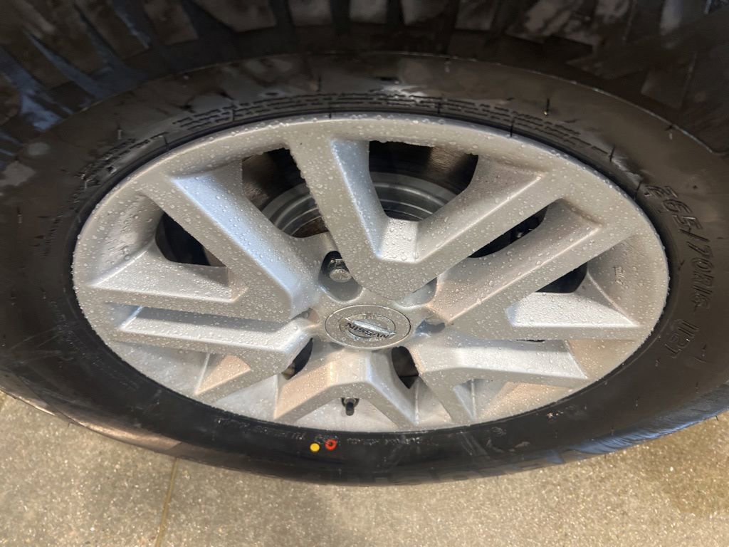 Certified 2018 Nissan Frontier SV image 40
