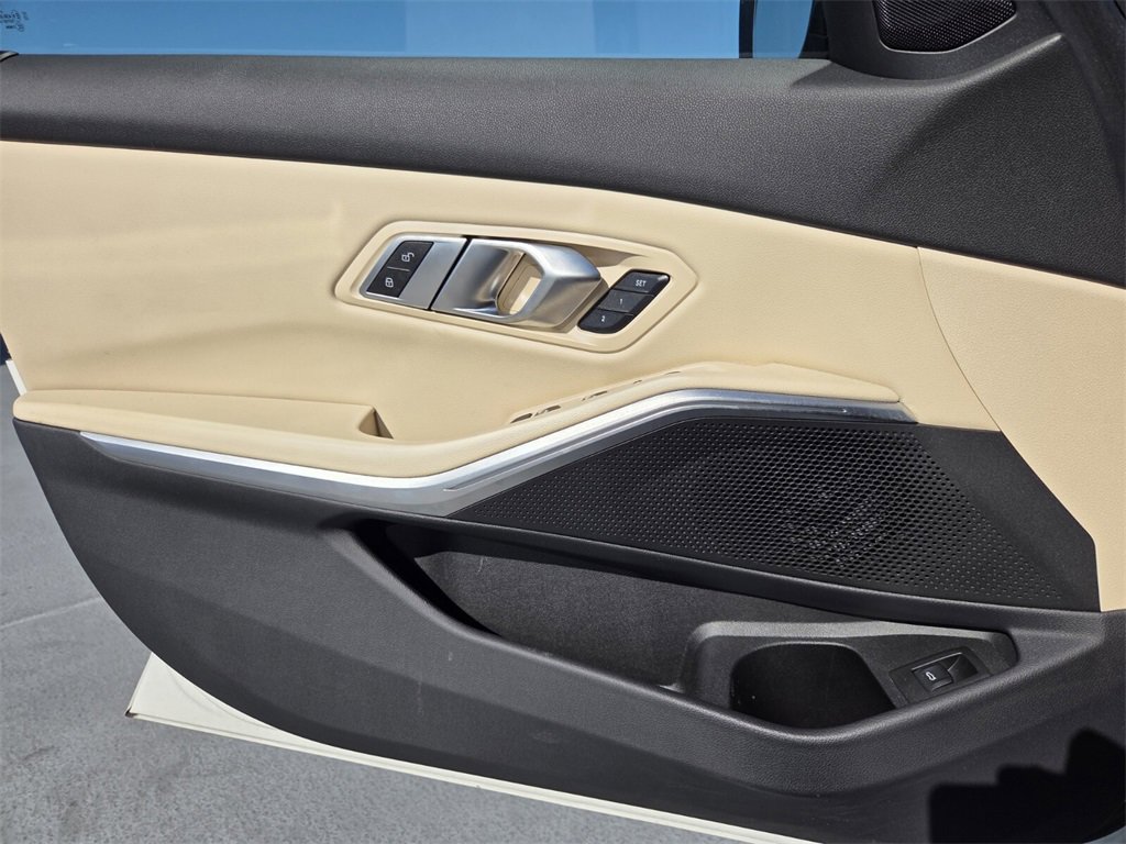 Certified 2022 BMW 330i Sedan w/ Driving Assistance Package image 20