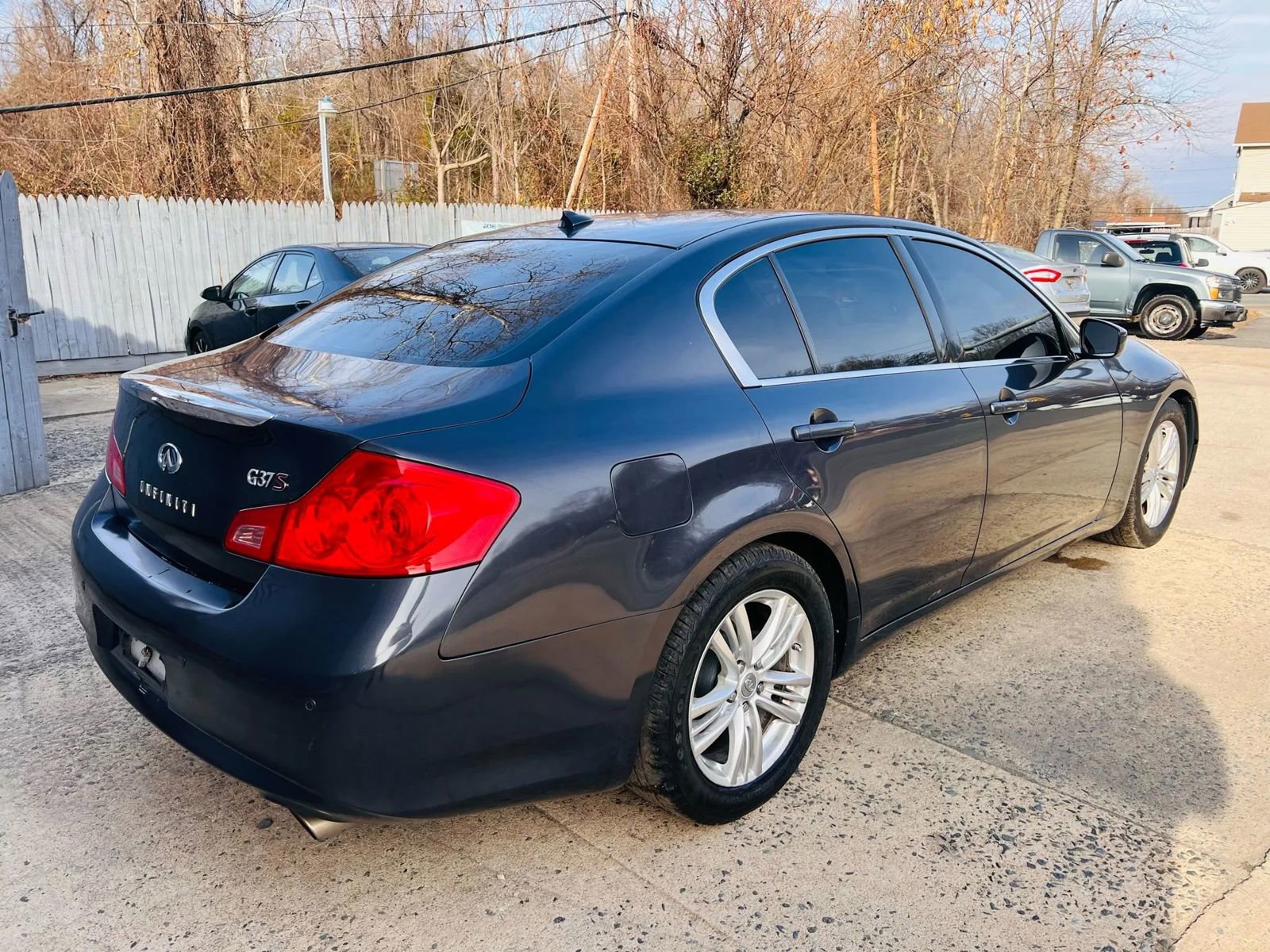 Used 2010 INFINITI G37 Journey w/ Premium Pkg image 7