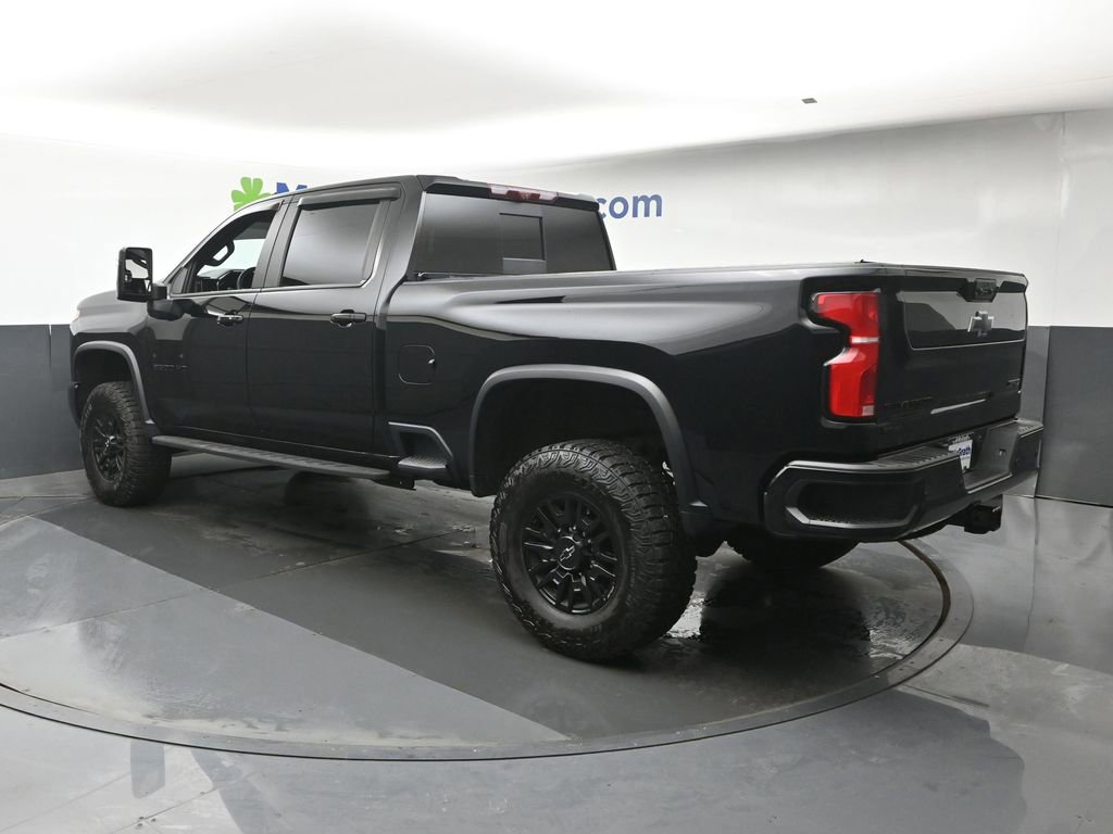 Used 2024 Chevrolet Silverado 2500 ZR2 w/ Technology Package AWD/4WD image 24