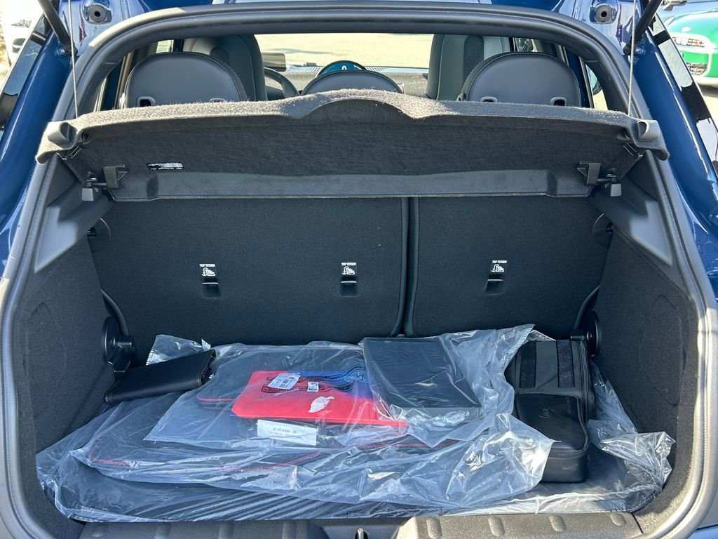 New 2026 MINI Cooper S image 33