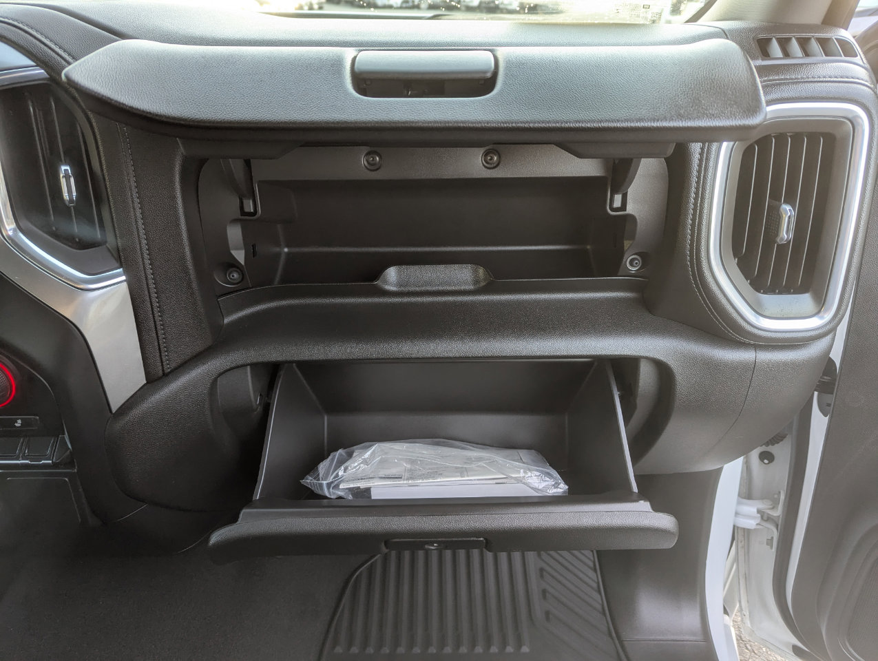 Used 2021 Chevrolet Silverado 1500 RST w/ Safety Package image 31