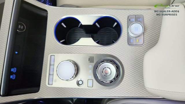Used 2025 Genesis GV80 3.5T Prestige AWD/4WD image 53