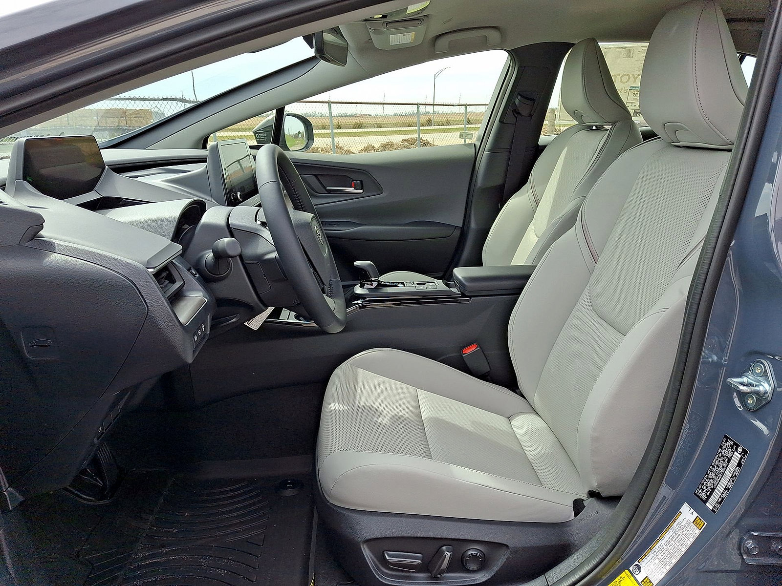 New 2026 Toyota Prius XLE FWD image 14