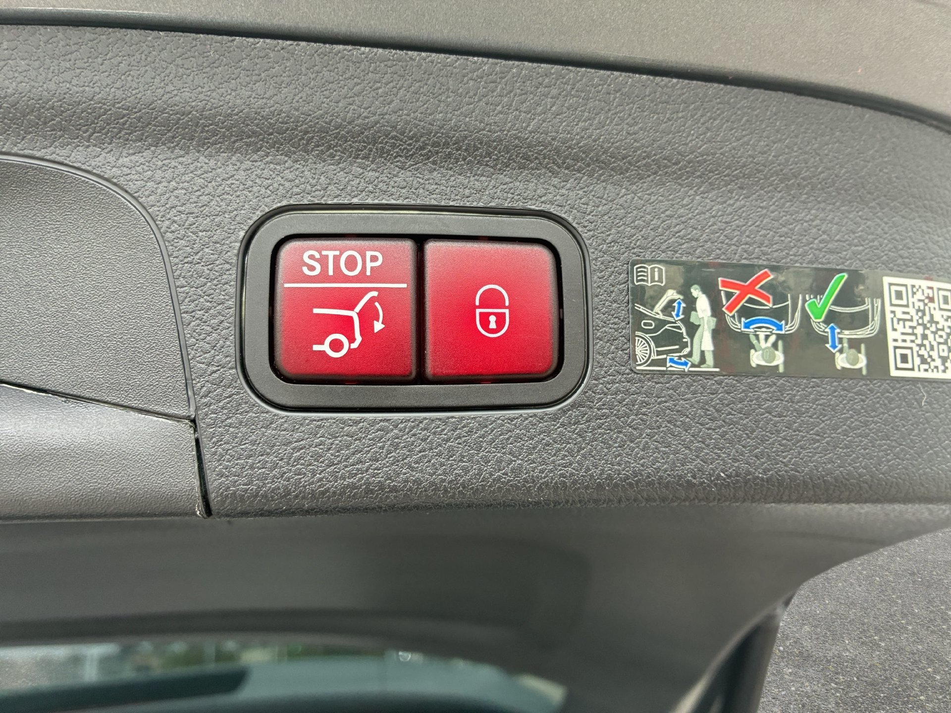 Certified 2025 Mercedes-Benz GLE 580 4MATIC image 13