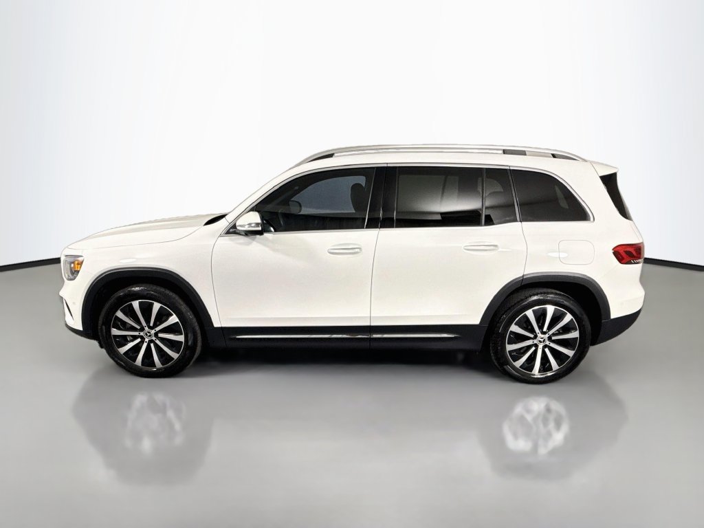 Used 2023 Mercedes-Benz GLB 250 4MATIC image 4