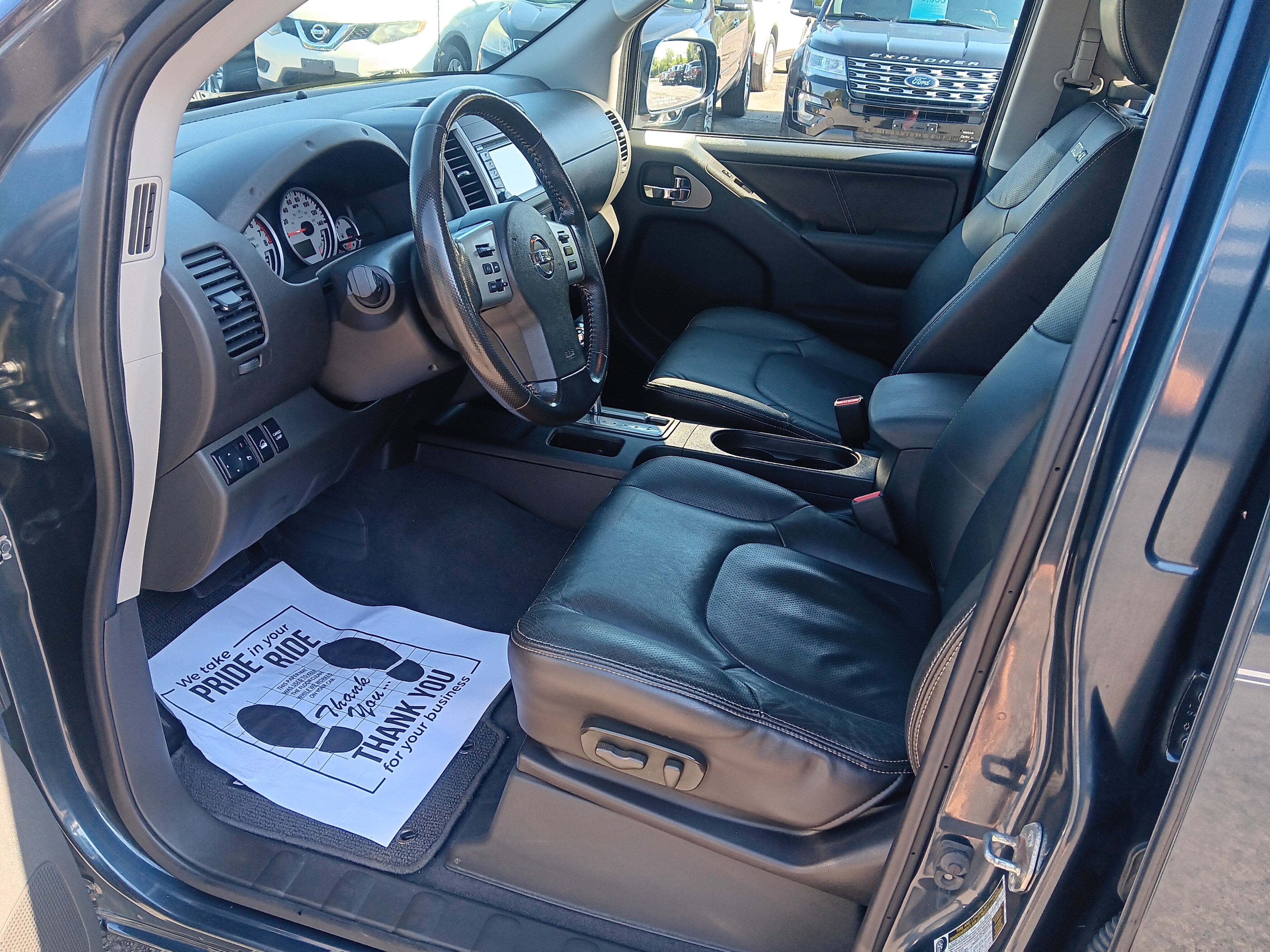 Used 2019 Nissan Frontier PRO-4X w/ Pro-4x Luxury Package AWD/4WD image 8