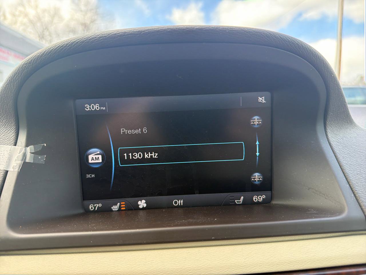 Used 2012 Volvo XC70 T6 image 28