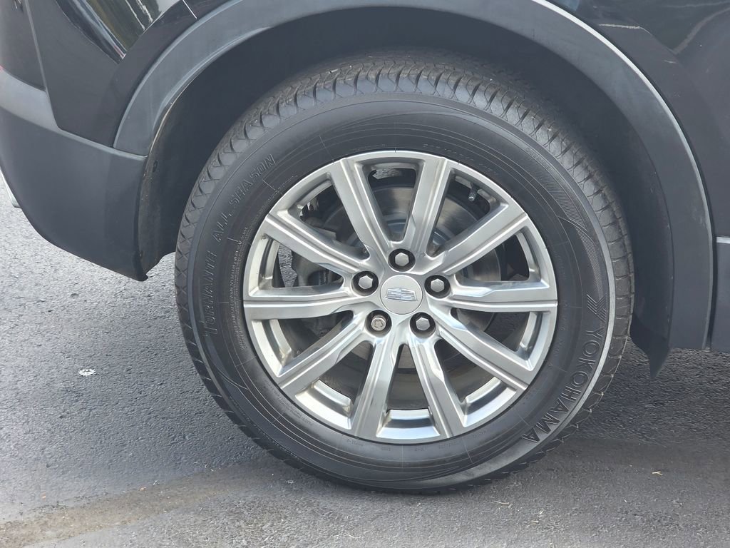 Used 2019 Cadillac XT4 Premium Luxury image 11