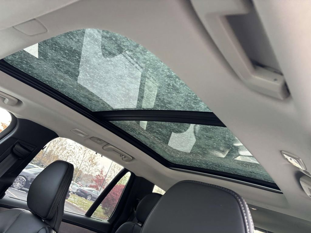 New 2026 Volvo XC90 B6 Ultra w/ Protection Package Premier image 25