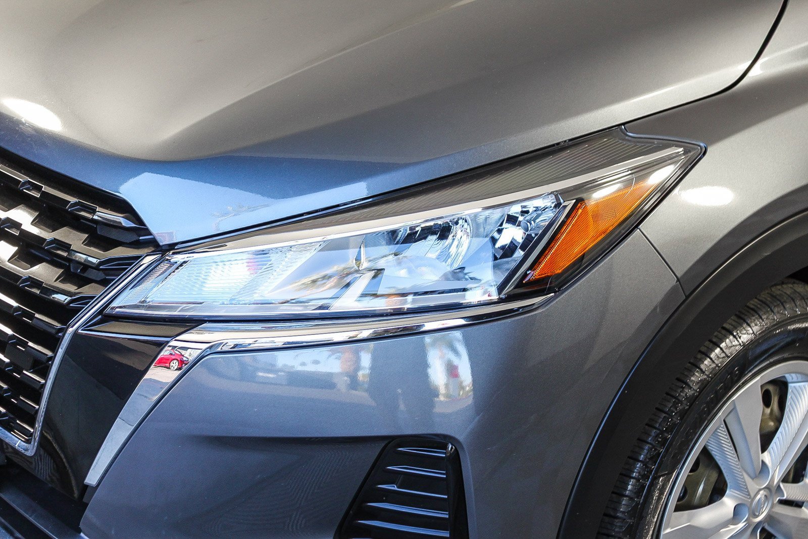 Used 2023 Nissan Kicks S image 4