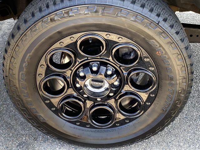 Used 2024 Ford F350 Lariat w/ Sport Appearance Package AWD/4WD image 31