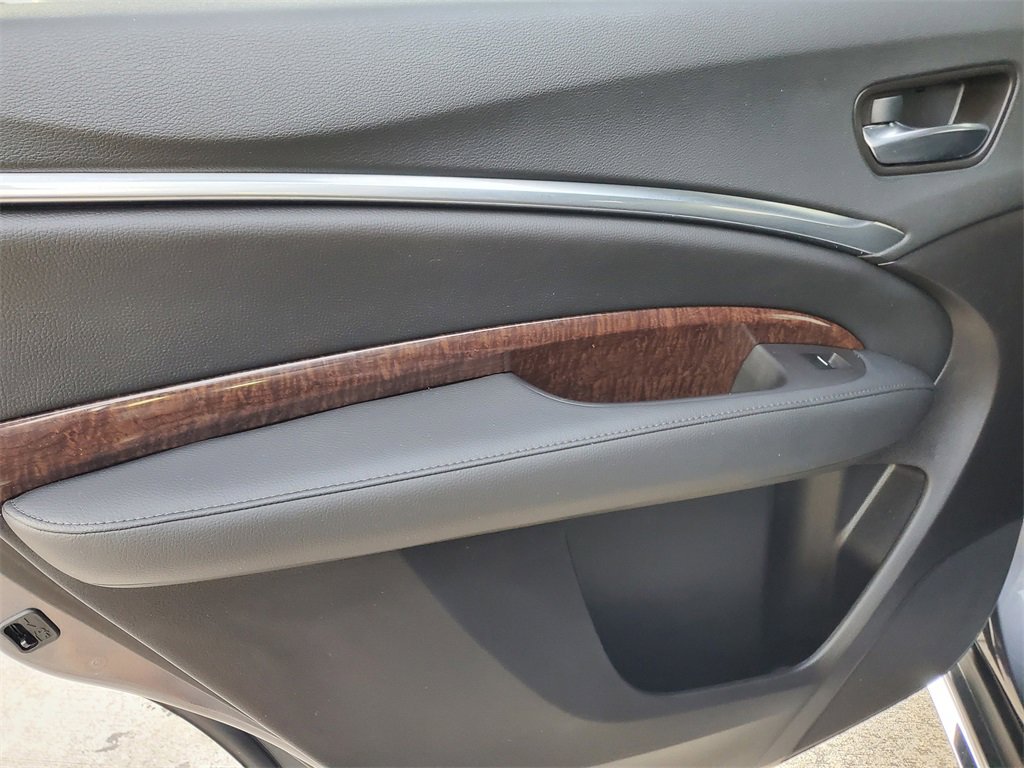 Used 2020 Acura MDX FWD image 15