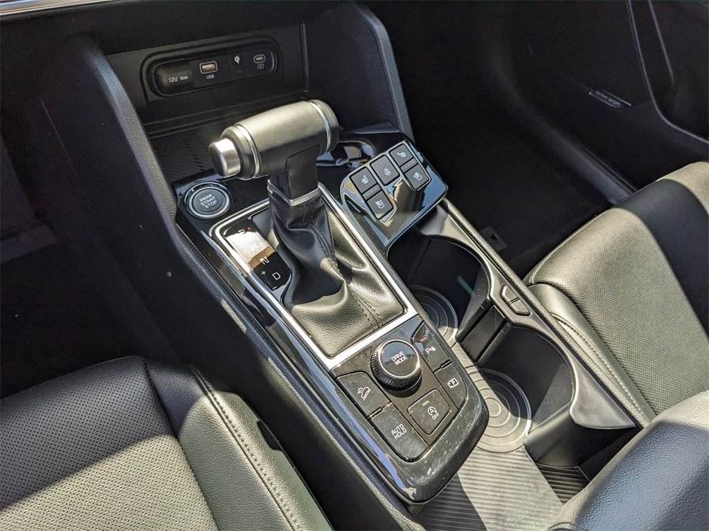 Certified 2025 Kia Sportage SX image 28