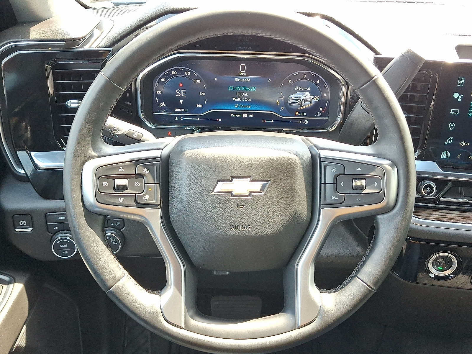 Used 2024 Chevrolet Silverado 1500 LT AWD/4WD image 19