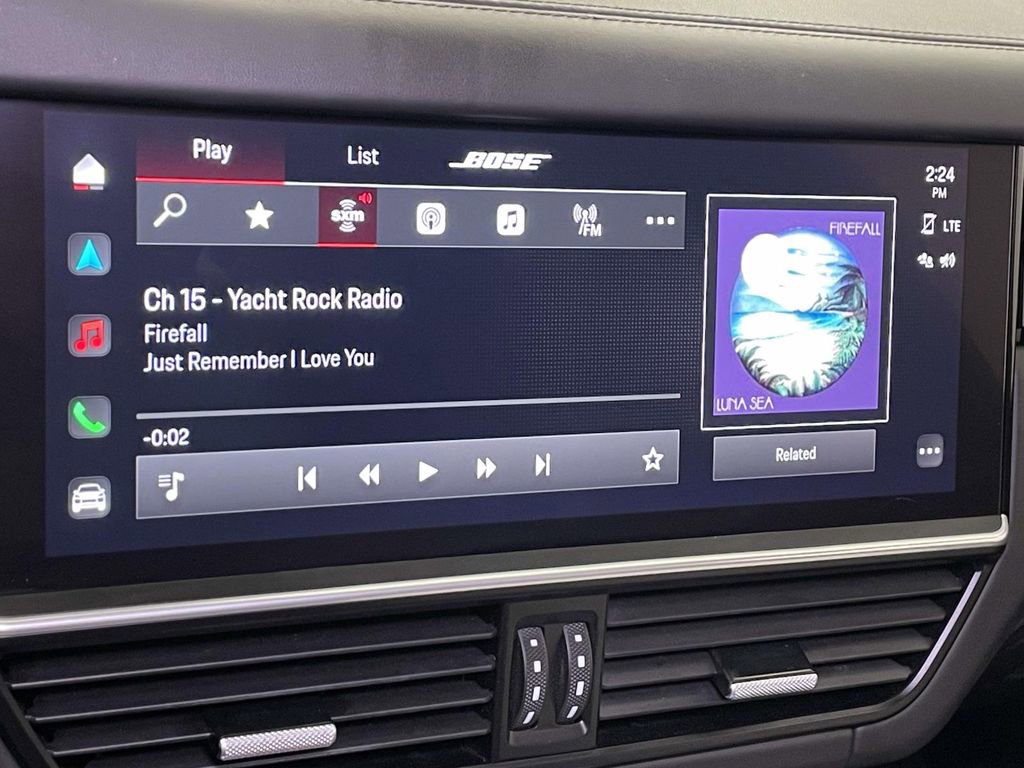 Certified 2023 Porsche Cayenne GTS AWD/4WD image 31