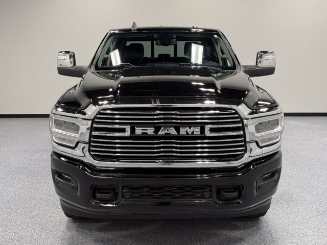 Used 2024 RAM 2500 Laramie AWD/4WD image 3