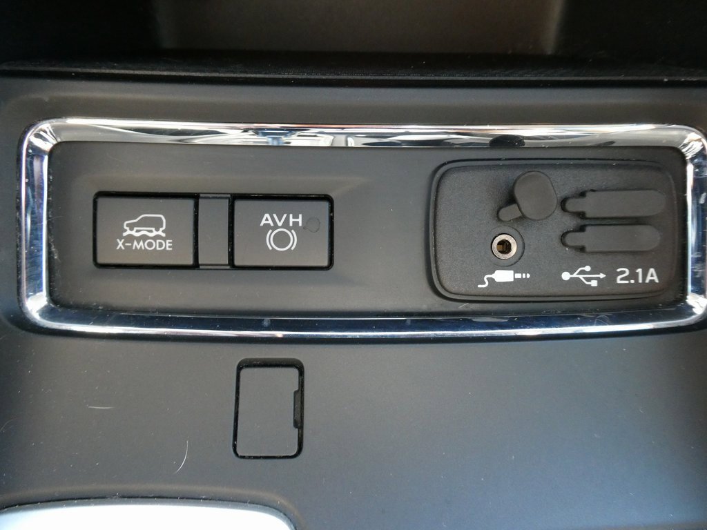 Used 2019 Subaru Ascent Premium image 31