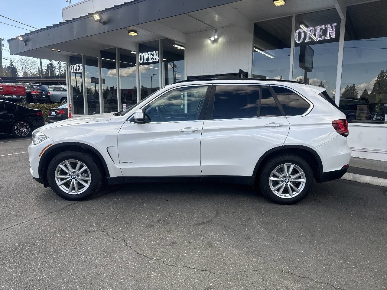 Used 2015 BMW X5 xDrive35i image 3