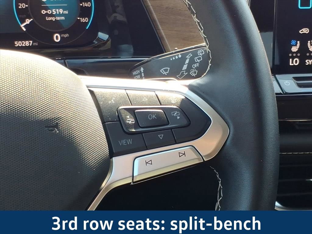 Used 2025 Volkswagen Atlas SE FWD image 12
