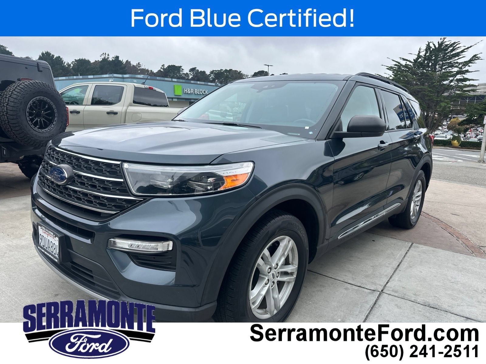 Used 2022 Ford Explorer XLT w/ Equipment Group 202A RWD image 3
