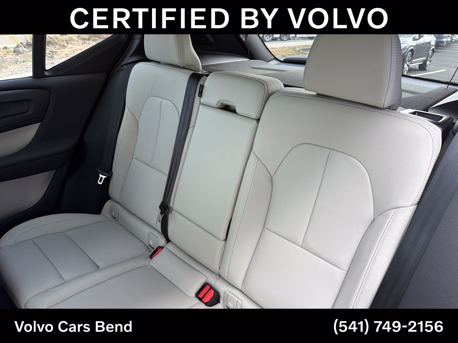 Used 2025 Volvo XC40 B5 Ultra AWD/4WD image 22