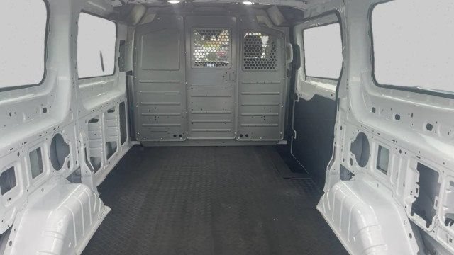 Used 2025 Ford Transit 150 Low Roof RWD image 19