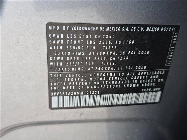 Used 2021 Volkswagen Tiguan SE image 27