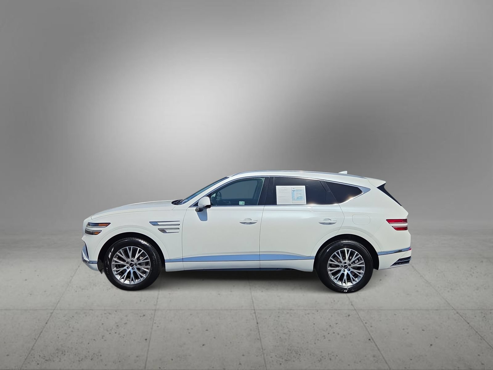 Certified 2025 Genesis GV80 2.5T Standard AWD/4WD image 5