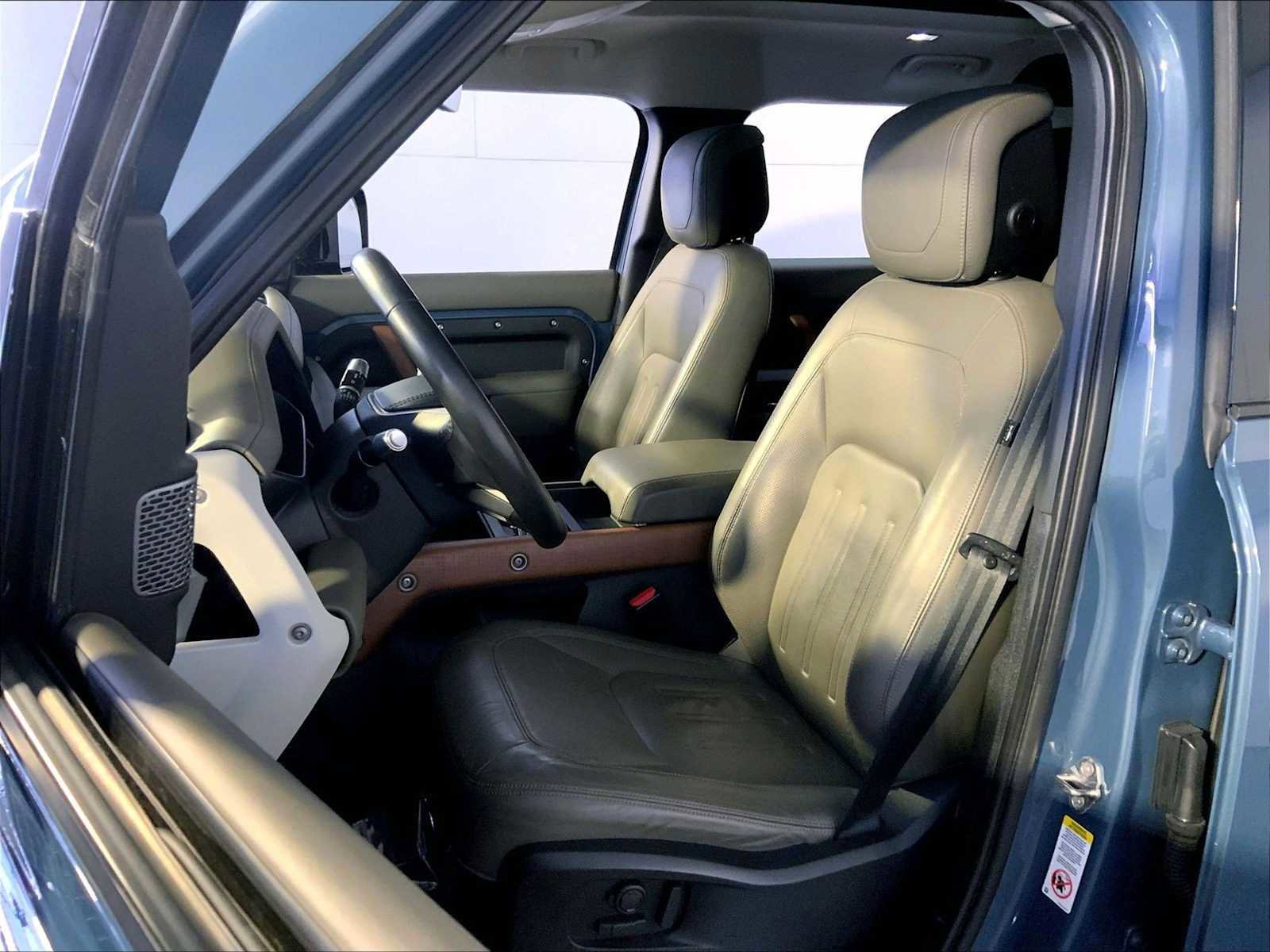 Used 2020 Land Rover Defender 110 SE image 5