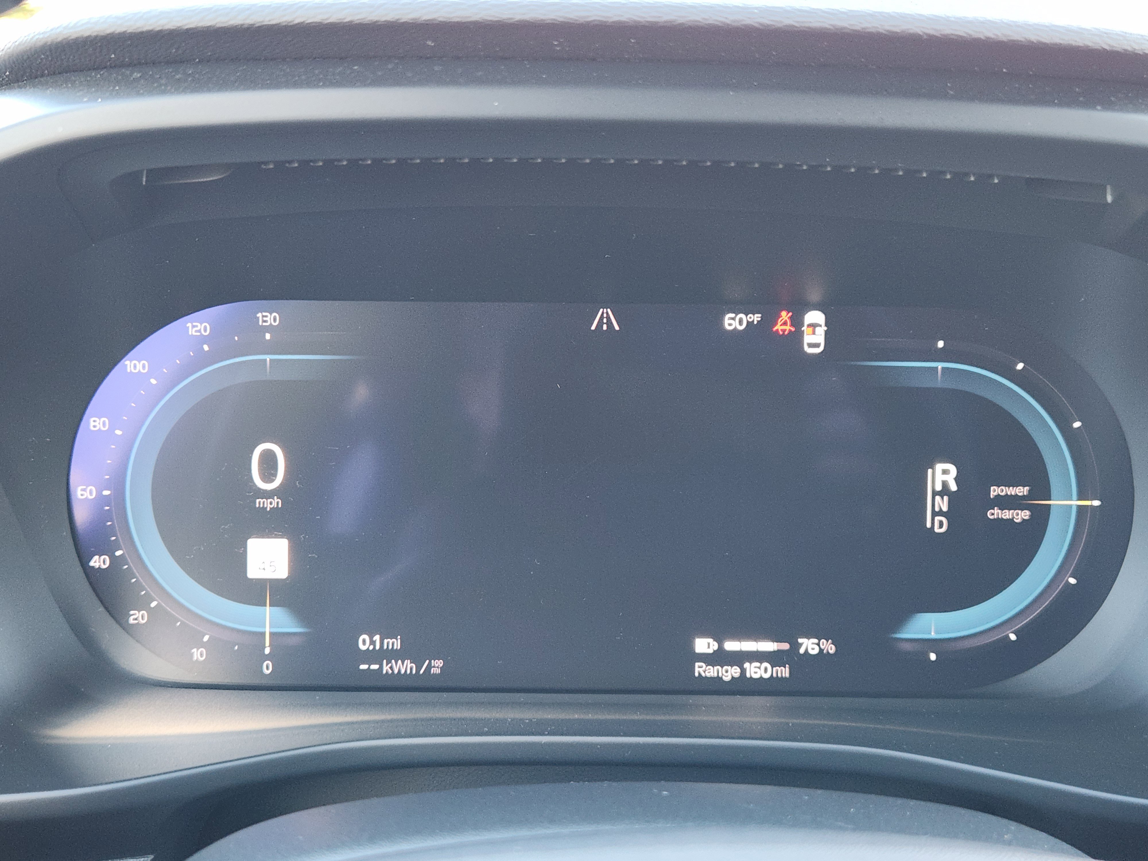 Used 2024 Volvo XC40 Recharge Plus w/ Protection Package Premier image 19