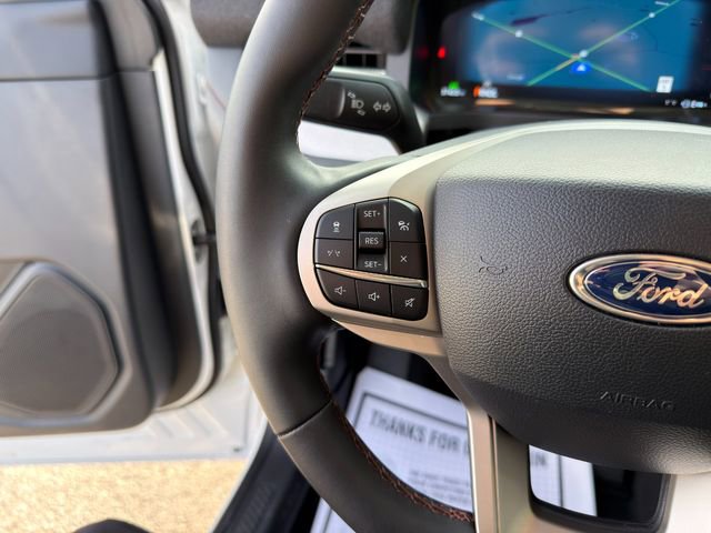 Used 2025 Ford Explorer Active image 38