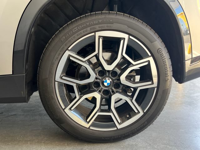 Used 2025 BMW X1 xDrive28i w/ Convenience Package AWD/4WD image 10