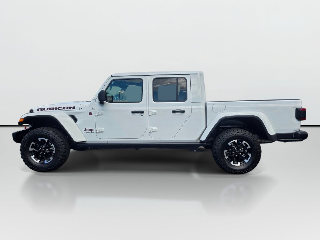 Used 2024 Jeep Gladiator Rubicon AWD/4WD image 4