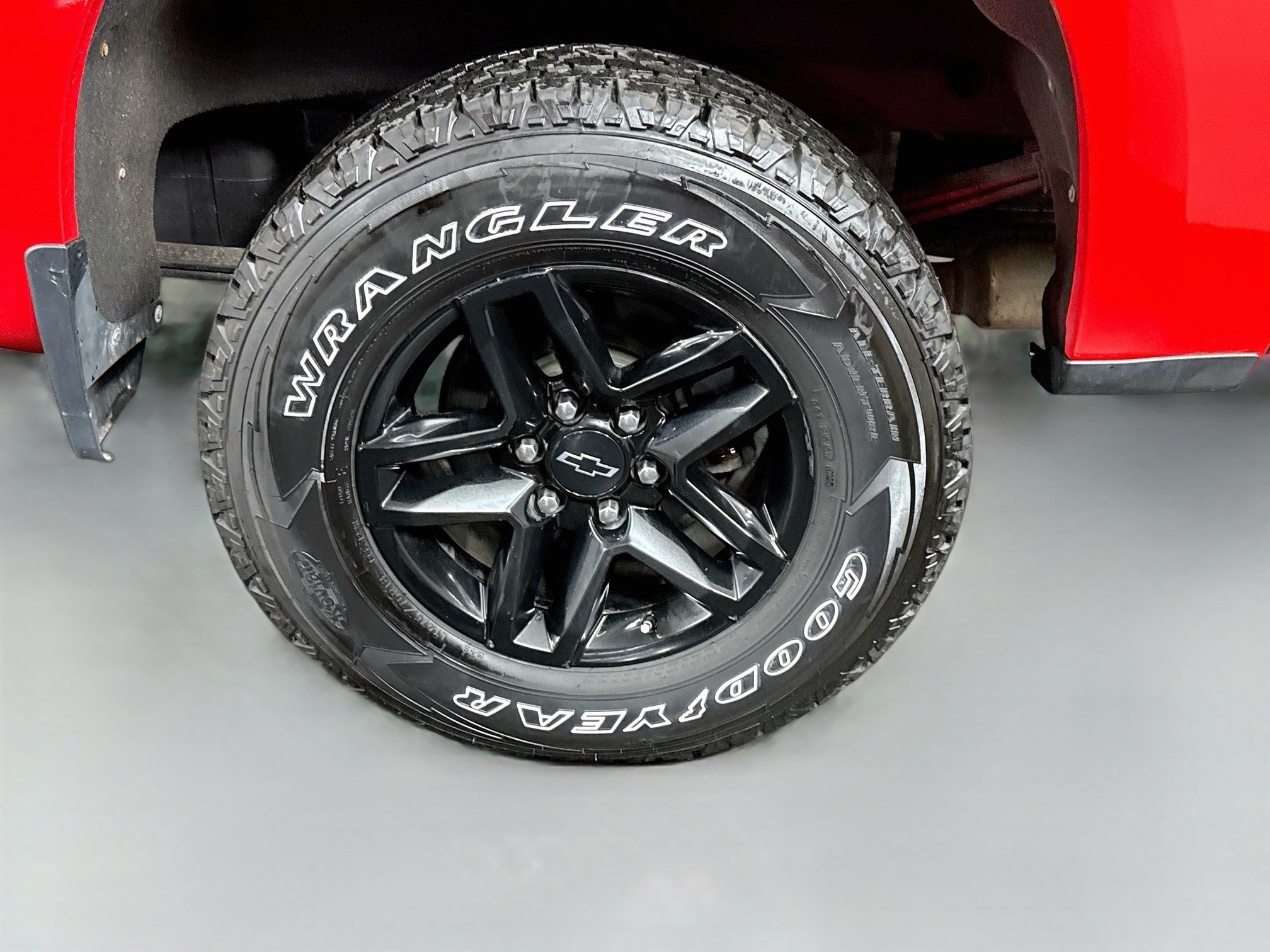 Used 2022 Chevrolet Silverado 1500 Custom Trail Boss w/ Safety Confidence Package AWD/4WD image 35