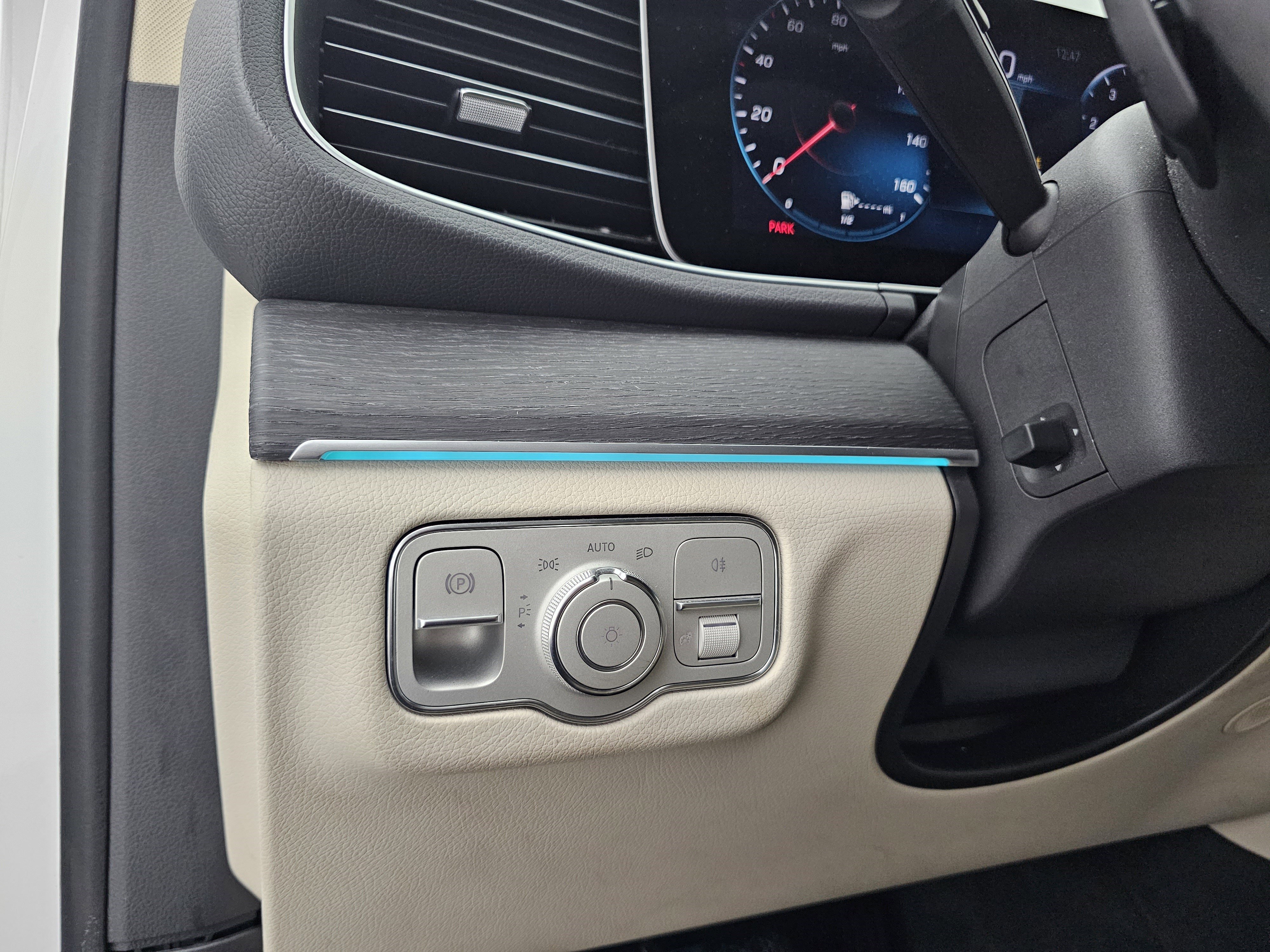 Certified 2020 Mercedes-Benz GLE 350 4MATIC image 8