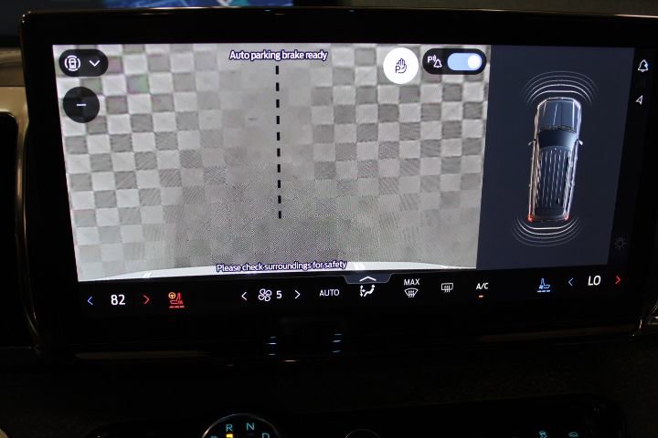 Used 2025 Ford Expedition Tremor image 61