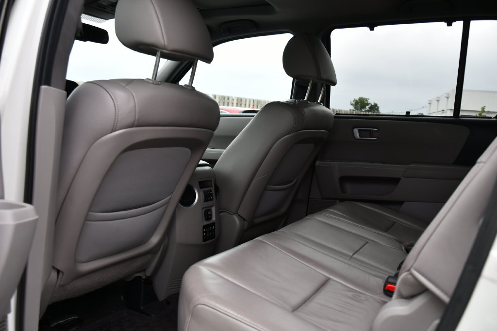 Used 2014 Honda Pilot Touring image 22