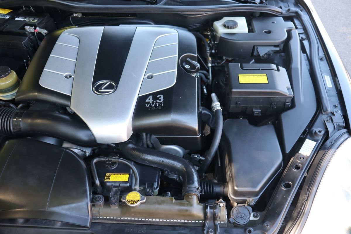 Used 2002 Lexus SC 430 Convertible RWD image 34